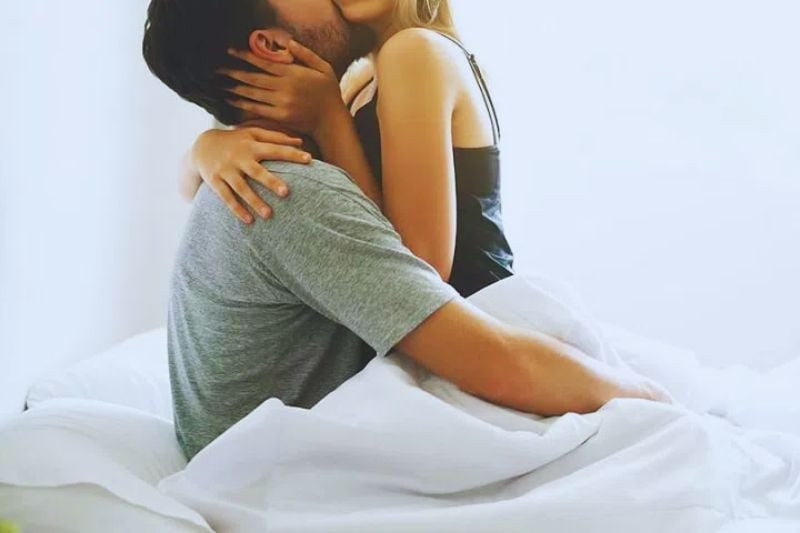 Quan hệ tình dục không an toàn là một trong những yếu tố nguy cơ